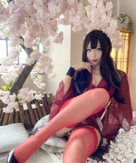 《朋友的未婚妻》在线观看_在线观看完整视频大全